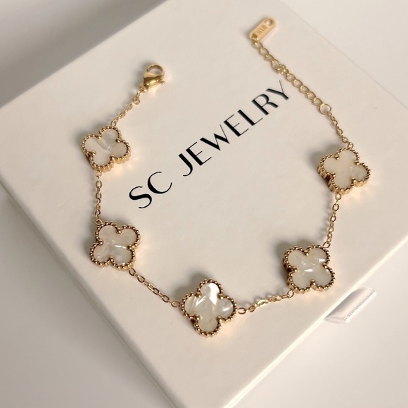Clover Bracelet Mother of Pearl Four Leaf Jewelry - Picture 1 of 9